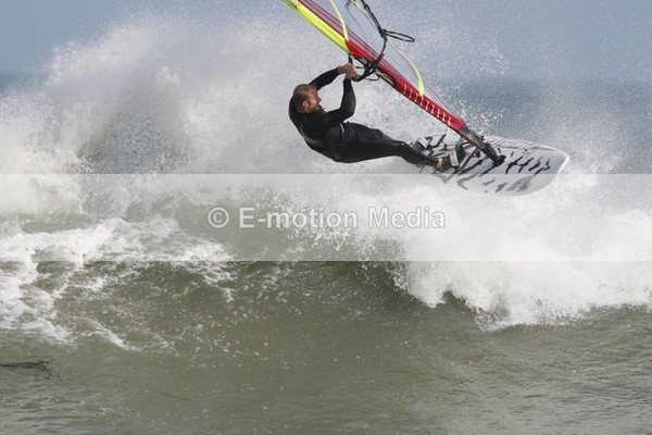 WS 190808-105 - Windsurfing