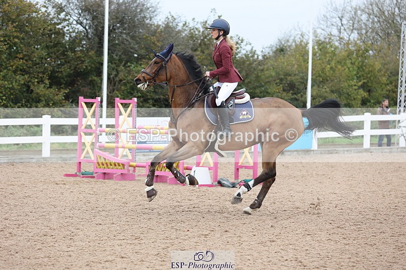 241101A-121346-01678 - FRI Cls 5 Newcomers and 1.10m Open