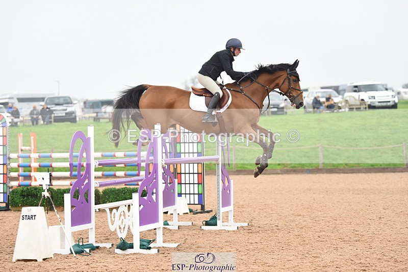 230916A-131114-05042 - Cls 16 National 1.30m