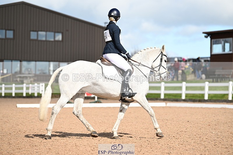 240324A-123953-02681 - Novice 27, 12.30 to 13.50