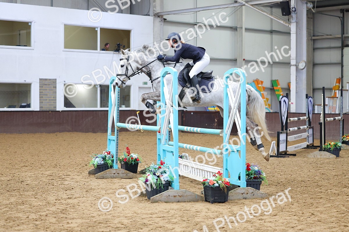 SBM_002902 - Class 8 - Senior Newcomers - 1.10m