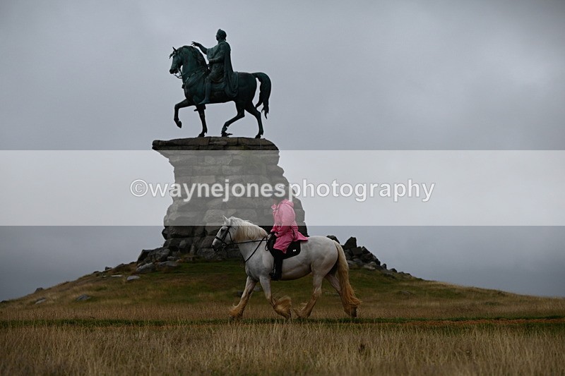 DSC_1788 - Time at Statue 12:13 to 12:32