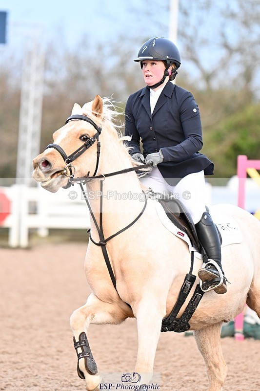 250112-091219-00597 - Cls 15 British Novice and 90cm Open