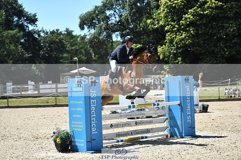 230707-140308-07596 - Cls 16 Newcomers & 1.10m Open