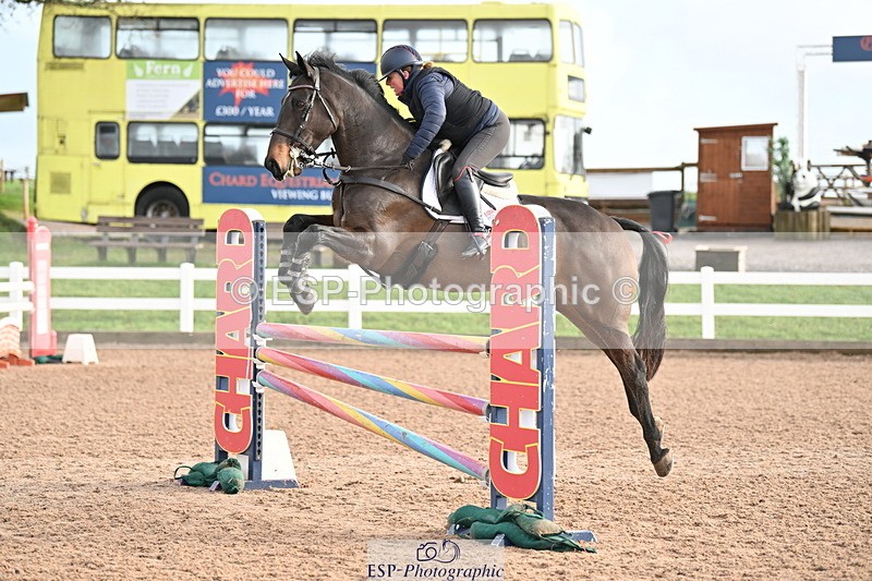 231209A-113134-01653 - Cls 11 Snr 1.05m Open