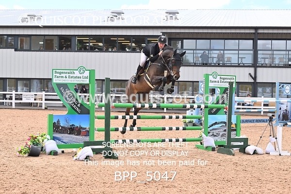 BPP_5047 - CLASS 7 THURS Redpost Equestrian Senior Foxhunter/1.20m Open