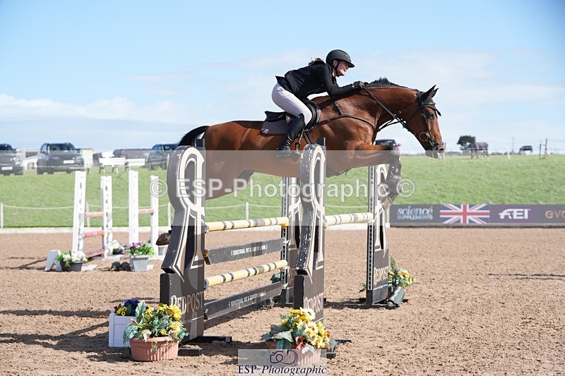 250913-110447-06317 - Cls 14 Snr Newcomers