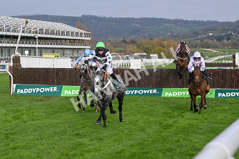 151124-Race 2-Hyland-7485 - Race 2