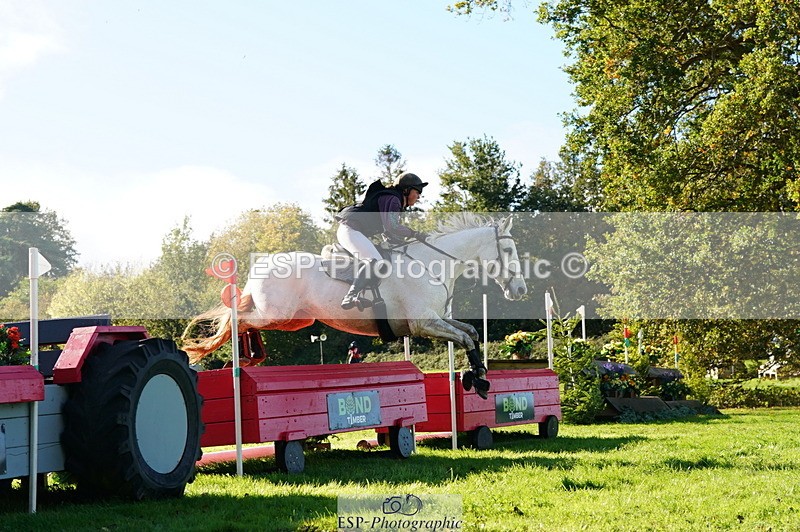 251025A-125732-19533 - F-455-Harriet.Gillam