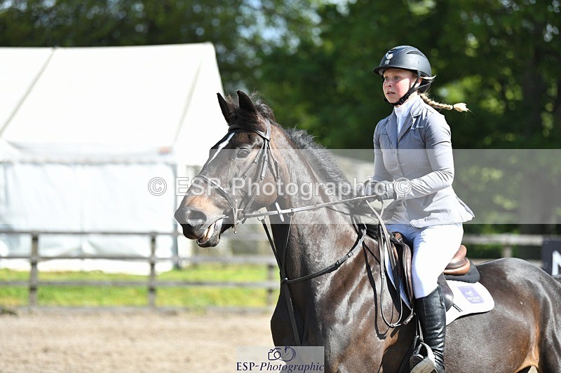 230512-101629-00499 - Cls 10 Snr 85cm Schooling