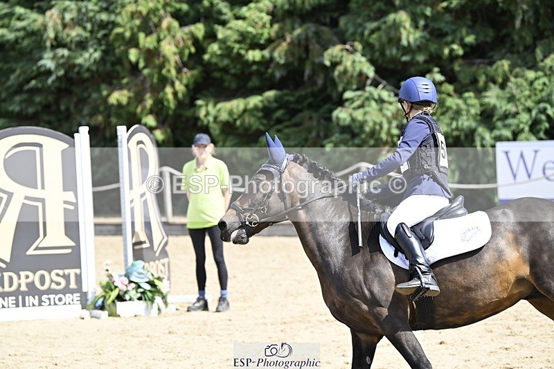 250823A-131029-30340 - PC70 Jump Off