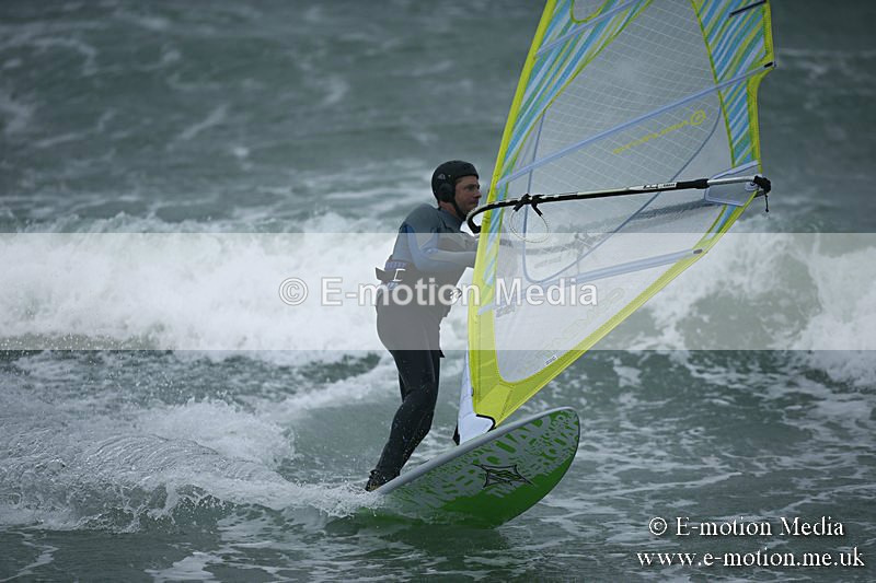 WS 150913-71 - Windsurfing