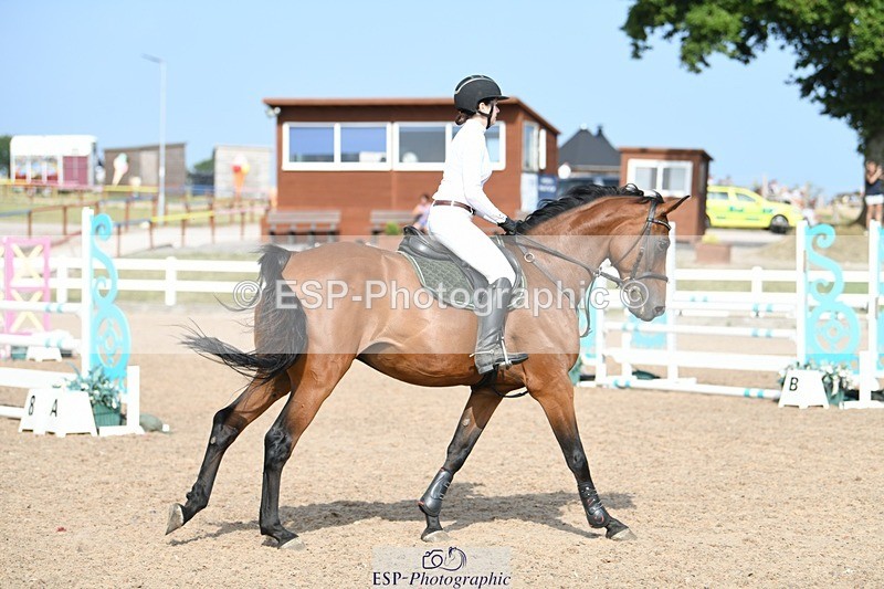 250725-170717-04096 - Cls 10 1.05m Amateur Quali