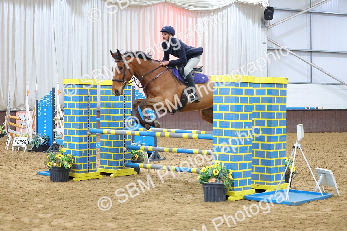 SBM_008514 - Class 21 - Nupafeed Supplements Senior Discovery/ 1m Open - First Round (1.00m)