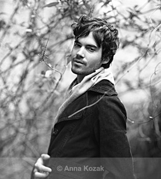Dienar romantic - 4x5 large format portraiture