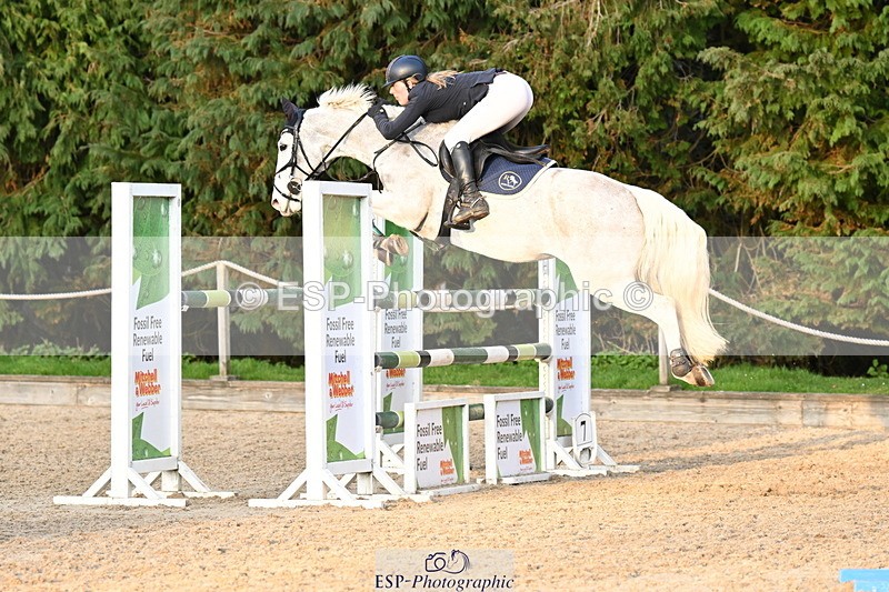 250322A-173316-03789 - Cls 14 Snr Fox & 1.20m Open