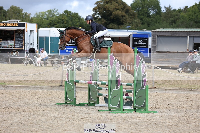 250829A-113721-01421 - Cls 7 British Novice and 90cm