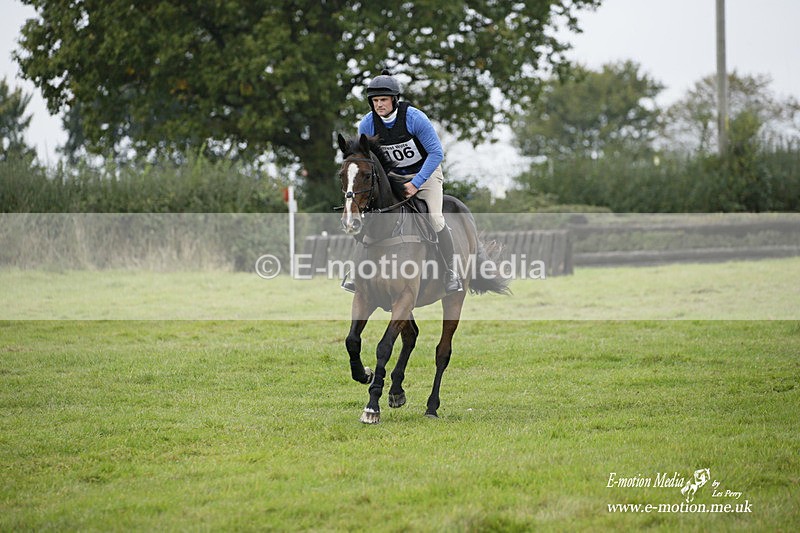  WWHT 171021 1974 - Novice Pairs (0.80m)  17/10/21