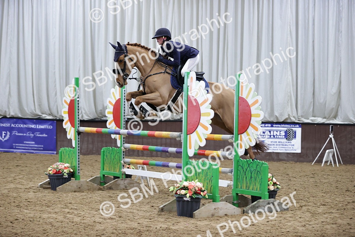 SBM_001500 - Class 4 - Senior Newcomers/ 1.10m Open