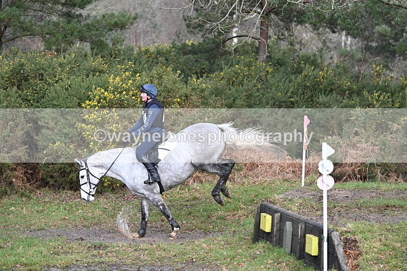 WJ7_6500 - Time 11:11 to 11:38