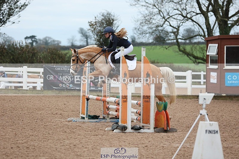 241116X-083401-00101 - Cls 03 Pony Intro 70cm