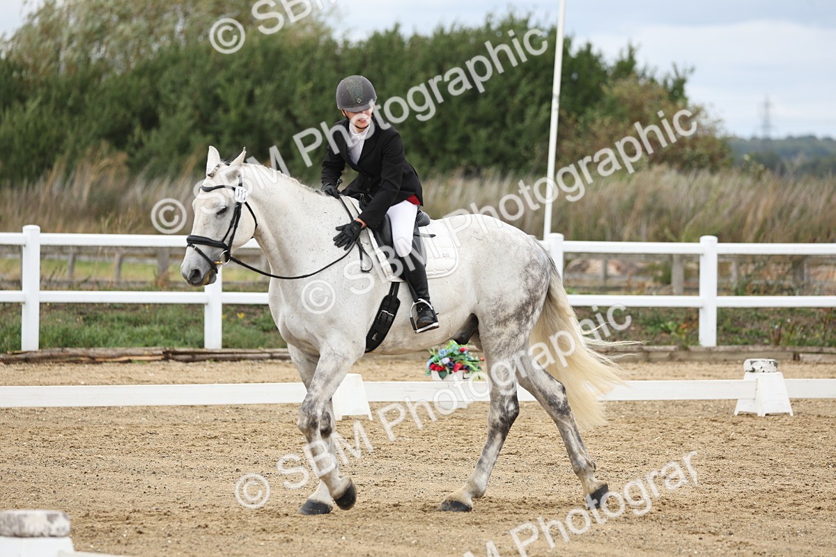 SBM_003601 - Class 7 - Novice 2 Warm Up