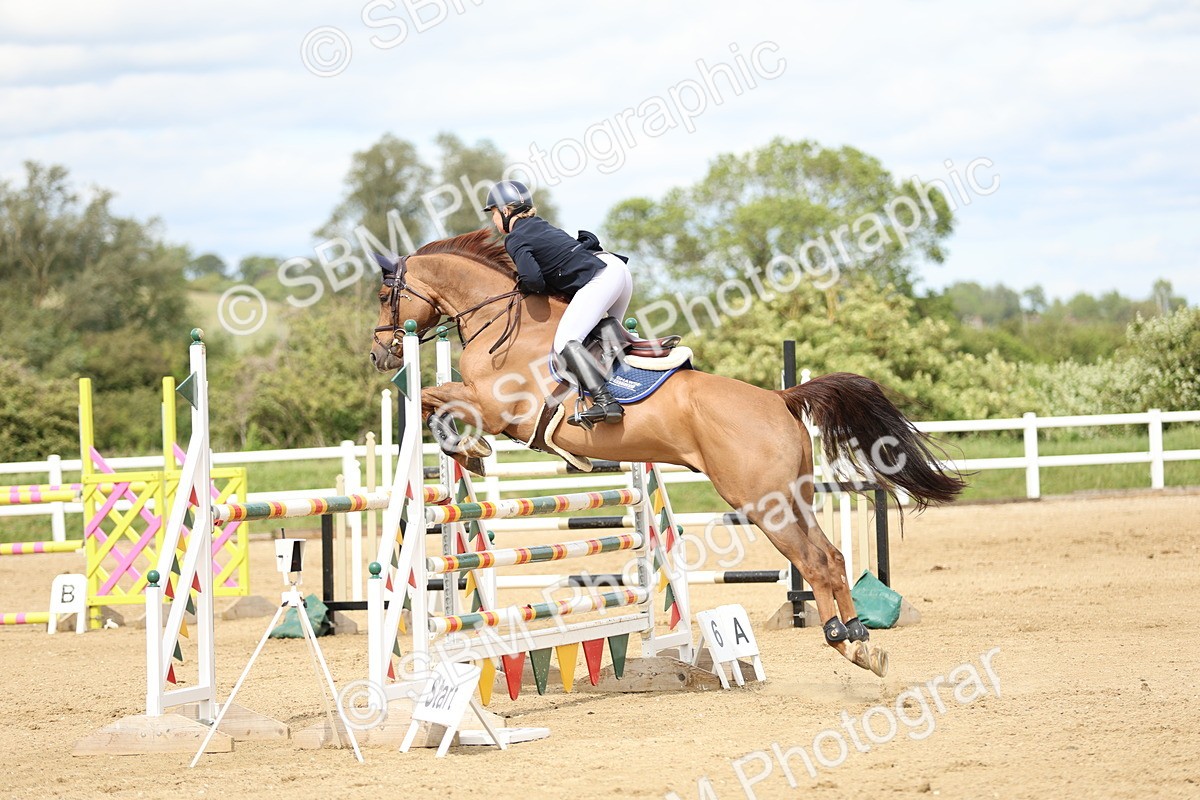 SBM_001389 - Class 5 - Senior Foxhunter - 1.20m