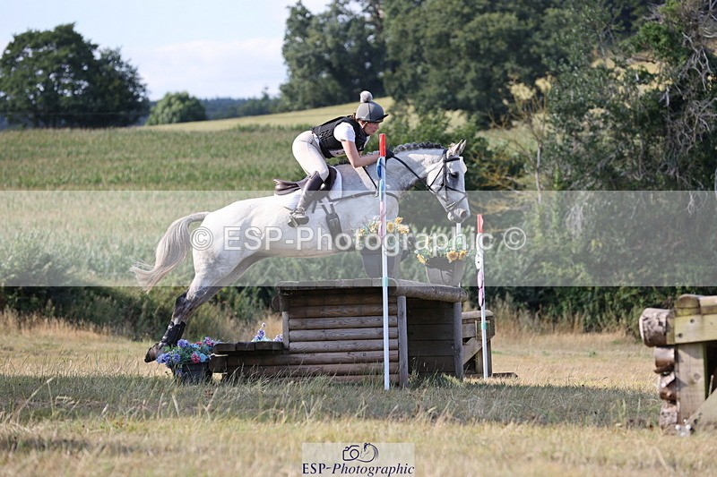 250802A-173231-08554 - H-369-Zoe.Mccanlis-WHISKY.REBELLION