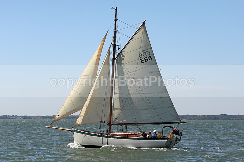 170526 IVY GREEN EB6 1Y3A1014 - Sailboats - monohull