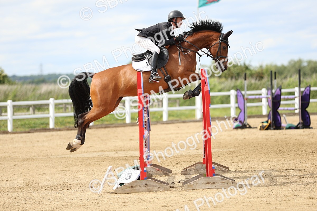 SBM_001411 - Class 5 - Senior Foxhunter - 1.20m