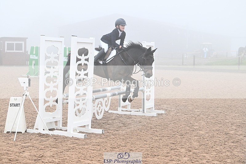 240907A-090804-00029 - Cls 1 Pony Intro 70cm