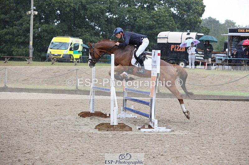 250831A-122222-10177 - Cls 42 Snr 1m Grand Prix