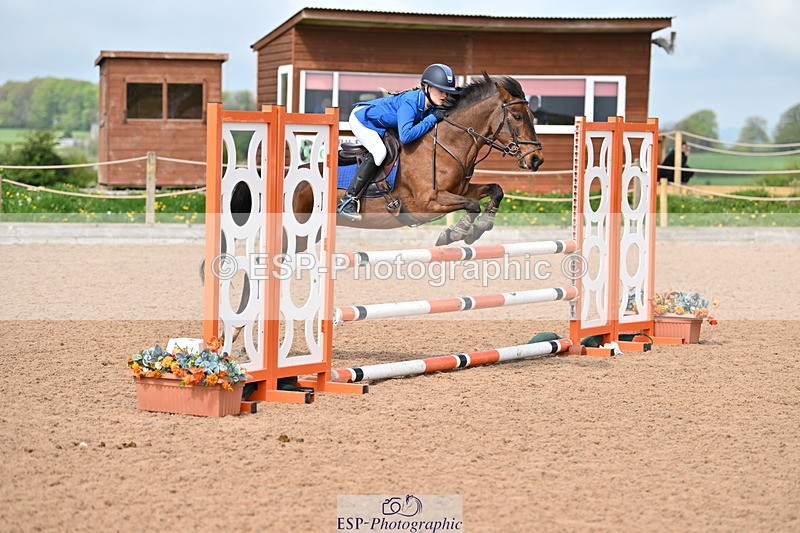 240506A-111116-08451 - Cls 3  Pony Discovery & 90cm Open