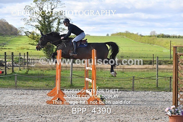 BPP_4390 - CLASS 9 FRI National 1.30m/1.40m Open Handicap