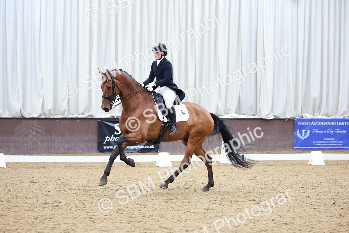 SBM_021051 - Class 13 - FEI INT I - 16.26-17.14