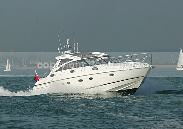 081011 TIDLA 8CDX1045 - Motorboats - Hardtop
