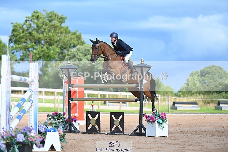 230721A-170328-07960 - Cls 10, 2 Star Big 1.45m Break to End
