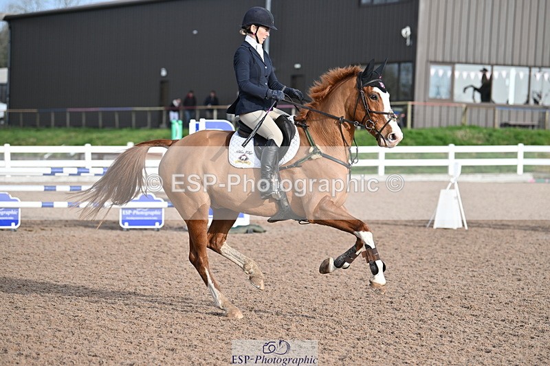 231208A-113737-00540 - Cls 4 Snr 1.05m Open