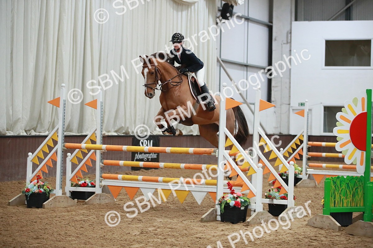 SBM_001023 - Class 4 - Senior Newcomers - 1.10m Open