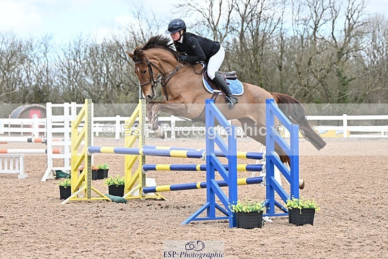 250328-110252-01367 - Cls 8 British Novice and 90cm