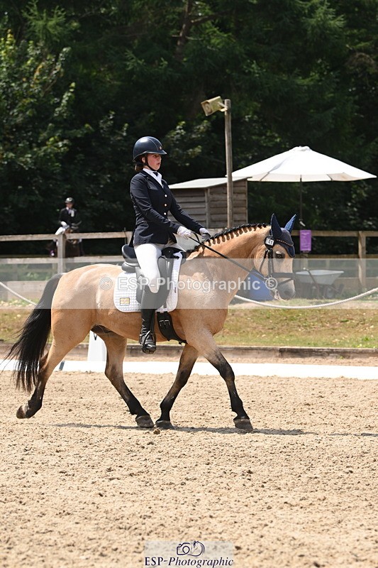 250719A-125908-05223 - 141-Chloe.Dunn-Towerhill.Shamie