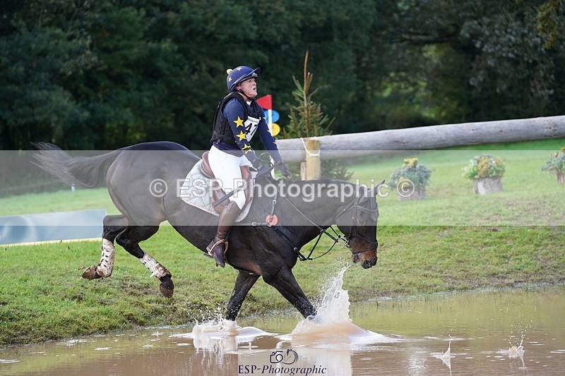 231021-144150-19326 - 473-COUNTING.STARS-Victoria.Newitt-SC+XC