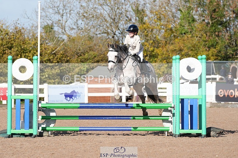 251025-111248-00153 - Chard 25th & 26th Oct BS Juniors/COH/Club/schools unaffiliated showjumping