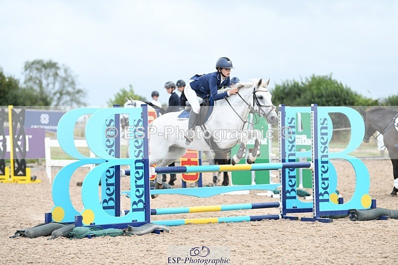 250807-134839-01354 - 90cm Round 2