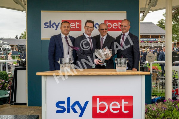 210824-Race 3-Los Angeles-5093 - Race 3 3.00pm Sky Bet Great Voltigeur Stakes
