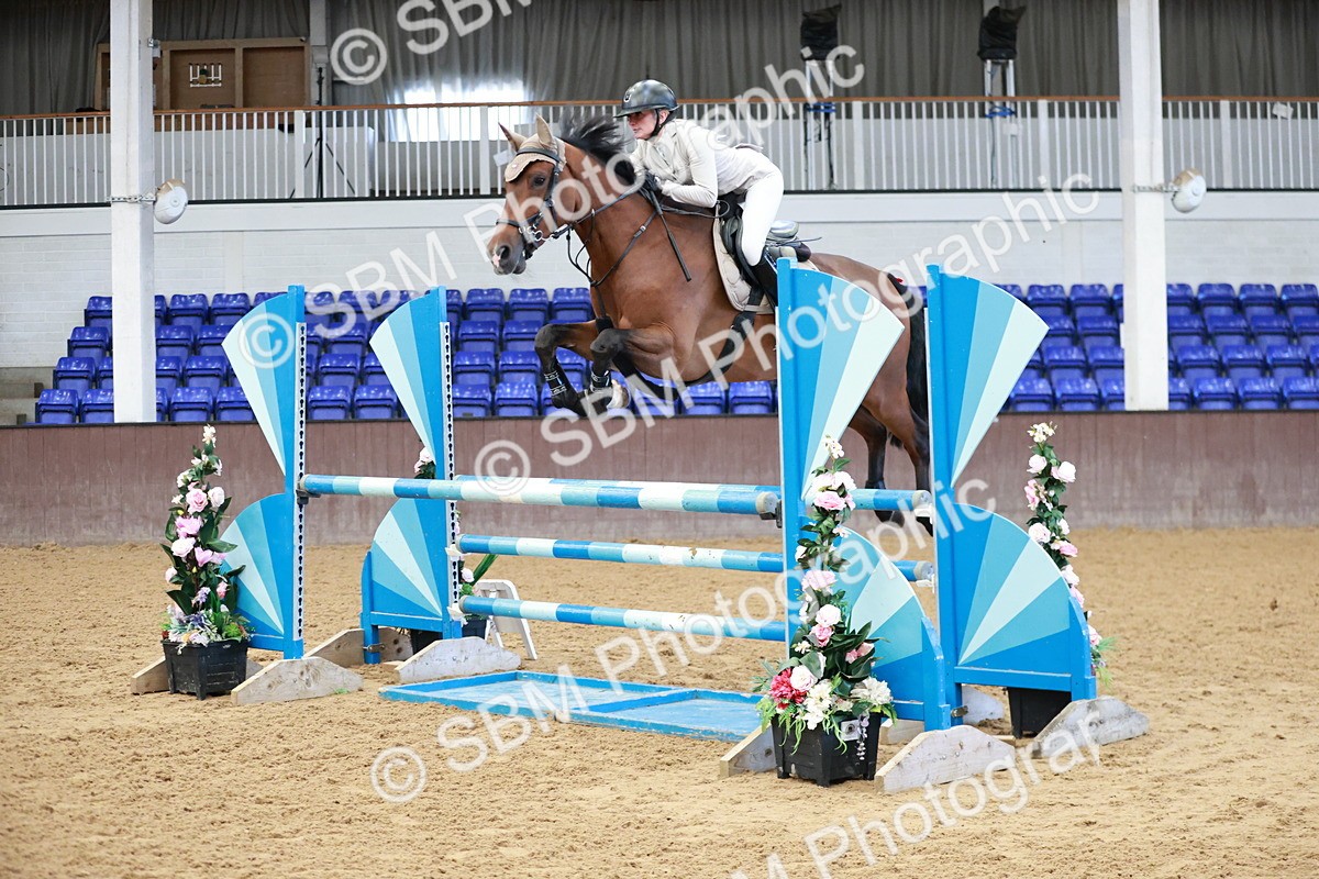 SBM_003807 - Class 11 - Senior Newcomers - 1.10m