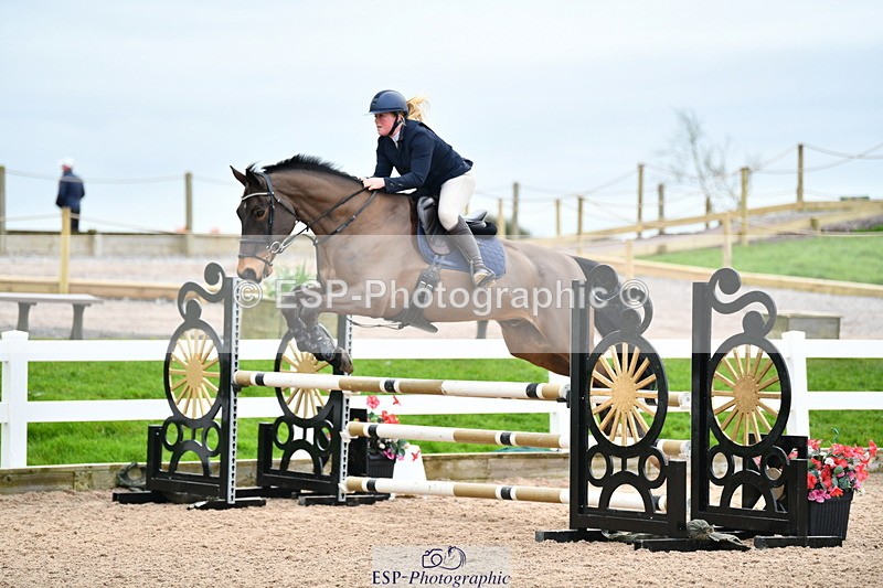 240316A-100918-02622 - Cls 20 British Novice and 90cm Open