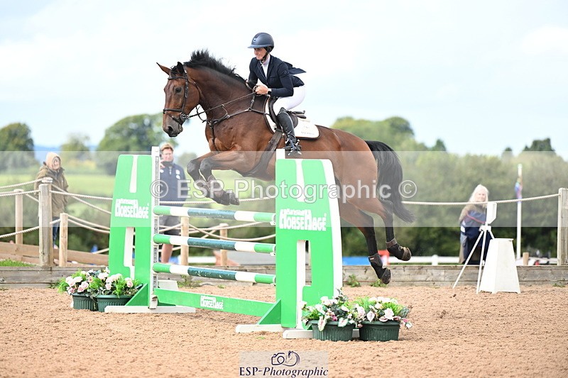 240912A-125943-01598 - Cls 3 Snr Foxhunter