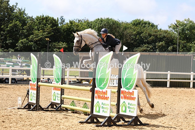 3E7A0349 - Class 9: Senior British Novice/90cm open