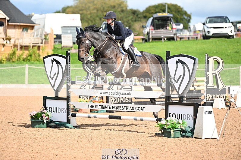 240912A-112256-00555 - Cls 2 Snr Newcomers